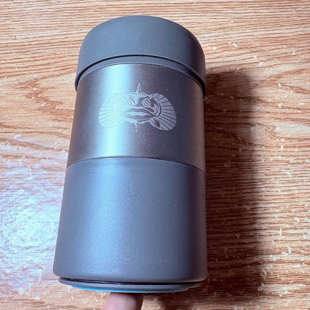 Toadfish Non-Tipping Can Cooler For 16oz Cans silver